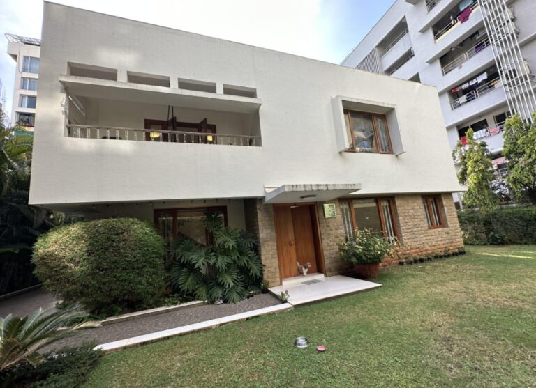4bhk